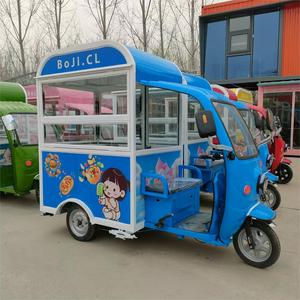 Nouveau style de tricycle électrique à carrosserie fermée pour la vente de nourriture, chariot à hot-dogs, pizza, en-cas, café, glaces, cuisine <span class=keywords><strong>mobile</strong></span> - Product Image 2