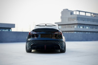 Nouvelles pièces automobiles Tesla Model Y Kit carrosserie en fibre de carbone sèche semi-complète Pare-chocs Jupes latérales Aileron arrière Capot 2021-2023