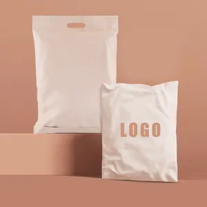 Personnalisé Imprimé Logo Biodégradable Mailer Courier En Plastique Recyclé Enveloppes Poly Mailing Sacs D'expédition Pour L'emballage De Vêtements