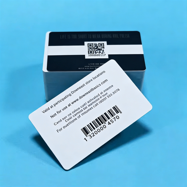 Full Color Digital Printing Customized 0.76mm Magnificent Magnetic Card PVC Plastic Barcode Gift Membership QR Code Custom Logo