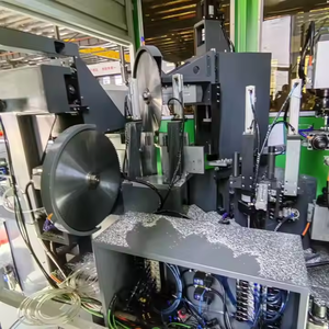 Automatische 5-assige <span class=keywords><strong>Cnc</strong></span> Aluminium Raamprofielen Snijden Boor Freescentrum Voor Deur-/Raamfabricage - Product Image 2