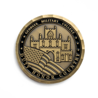 Pièce de monnaie universitaire en or antique de qualité supérieure, finition peinture à la four, prix abordable, options personnalisées pour le branding