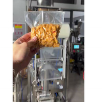 Automatische VFFS dubbele auger vacuümverpakkingsmachine voor kleverige voedingsmiddelen, fruit, rauw vlees, groentepellets, gehakt, dierenvoer
