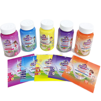 Etiquette d'emballage en rouleau de plastique étanche PET/PVC avec impression de logo couleur personnalisée pour bouteille de boisson