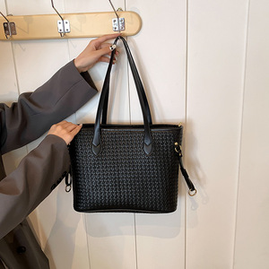 กระเป๋าถือแฟชั่นฤดูใบไม้ร่วงสุดหรูสำหรับผู้หญิง คุณภาพสูง ปิดด้วยซิป สะพายไหล่ พกพาสะดวก ขายส่ง Tanjing - Product Image 2