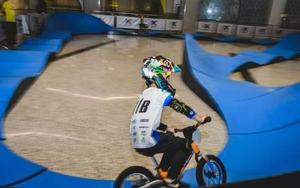 Balance Bike Track Vélo <span class=keywords><strong>Patin</strong></span> À Roulettes Planche À Roulettes Enfants Energy Board Scooter Roller Rampe Land Rush Wave Track - Product Image 2