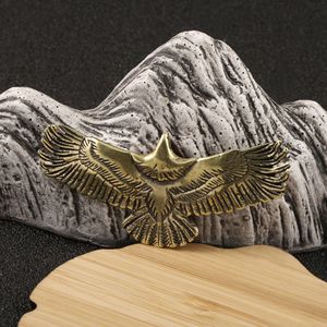 Liontin elang kuningan gaya GOROS buatan tangan, gantungan kunci Retro, aksesori burung bersayap D155