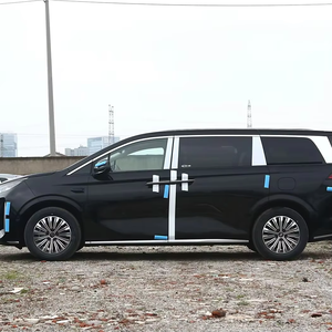 BYD Xia 2025, MPV de Verano, 7 Plazas, Híbrido Eléctrico, 4x4, 100 km de Autonomía, Familiar, Carrocería Autoportante Mediana, 300 km de Autonomía - Product Image 3