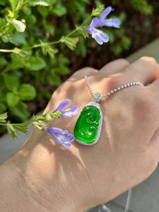 Vintage natürlicher Jadeit-Anhänger mit Heilung sener gie, 18 Karat <span class=keywords><strong>Gold</strong></span>-und Diamant akzenten, eleganter Jade schmuck für besondere Anlässe - Product Image 4