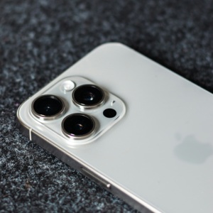 Bán Buôn Ban Đầu 95% Mới Mở Khóa Sử Dụng Cho Cho 15 Pro Chúng Tôi Phiên Bản 6.1Inch 8GB + 128/256/512GB 3095MAh Pin A + Chất Lượng - Product Image 4