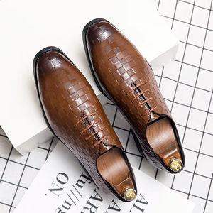 Chaussures habillées en cuir véritable de luxe pour hommes, chaussures habillées en cuir à lacets formelles, antidérapantes, imperméables, respirantes pour le bureau - Product Image 2