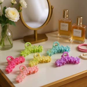 Pinzas de Pelo con Cinco Flores Tz de 12 cm, Accesorios de Plástico para el Cabello para Mujer, Estilo Diario Lindo - Product Image 2