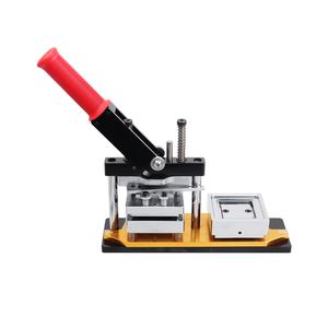 63.5*63.5 2.5 Inch Foto Vierkante Knop Badge Koelkast Magneet Maken <span class=keywords><strong>Machine</strong></span> Koelkast Magneet Vierkante Knop Badge Maken Machines - Product Image 2