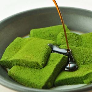 Poudre de matcha biologique de qualité supérieure pour cérémonie, thé santé alimentaire en sachet et en bouteille - Product Image 5