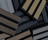 Panneau mural LED en placage de bois de chêne fumé acoustique Design élégant Revêtement mural cannelé pour espaces de vie Insonorisé et élégant