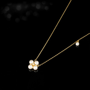 Four Leaf Clover Pearl Necklace AAA Grade Gold Chain Flower Design Everyday Wear - Product Image 1