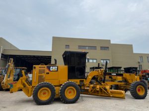 รถเกรดเดอร์ CAT 140H รุ่นดั้งเดิมพร้อมริปเปอร์ เครื่องจักรประสิทธิภาพสูงสำหรับงานปรับพื้นสนามบิน - Product Image 3