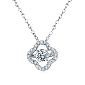 Collar de Trébol de Plata S925 con Moissanita de Lujo J&C, Colgante de 0.5 Quilates D VVS1 para Mujer, Regalo - Product Image 1