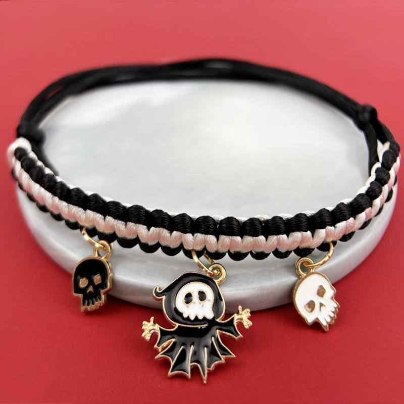 Death Skull-Black and White