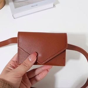 Sac banane en cuir mini avec ceinture réglable et portefeuille croisé, idéal pour les robes et comme cadeau pour femme - Product Image 5