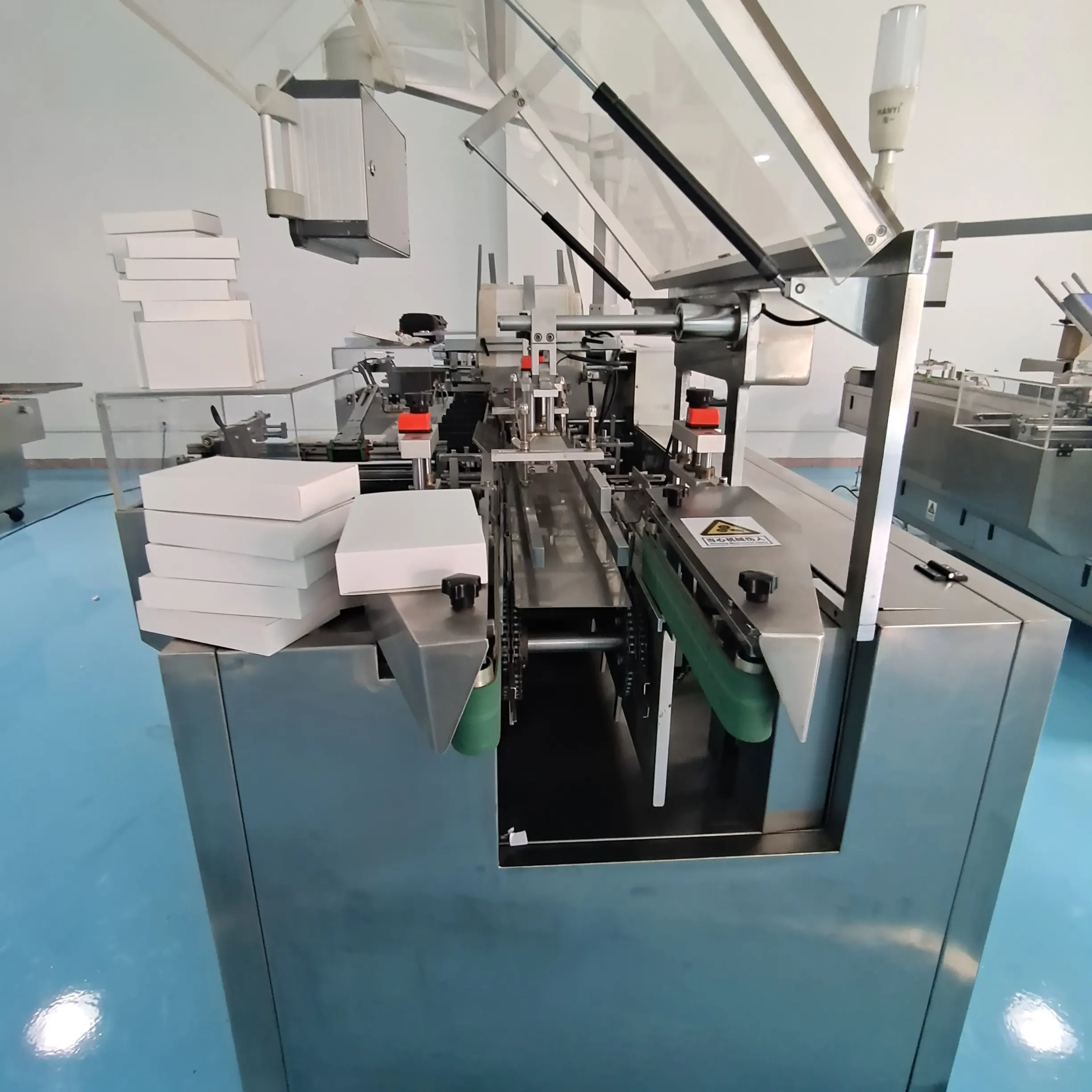 Automatische Tissues Papier Doos Kartonnen Verpakking Machine Cartoning Machine