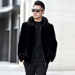 <span class=keywords><strong>Manteau</strong></span> en fausse fourrure pour <span class=keywords><strong>homme</strong></span> avec col rabattu et capuche pour un style d'<span class=keywords><strong>hiver</strong></span> luxueux - Product Image 1