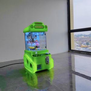 Mini plastik doldurulmuş hayvan bebek pençe otomat ödül İngilizce için oyun salonu oyun makinesi - Product Image 6