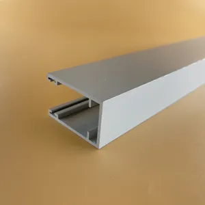 Markenname PVC-Verschluss profile Kunststoff material Die Vorhangs chiene für Rollläden