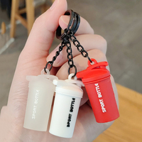 Kualitas tinggi disesuaikan Mini kebugaran Gym aksesoris olahraga botol gantungan kunci Carabiner Logo dicetak karet ramah lingkungan tahan lama