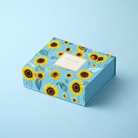 Grande boîte cadeau pliable de luxe personnalisée en papier pour l'emballage de vêtements Boîte postale en carton magnétique Boîte en carton de luxe pour gaufrage