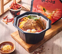 Nourriture auto-chauffante marmite instantanée chinoise célèbre repas auto-chauffants