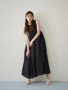 คอลเลคชั่น <span class=keywords><strong>Chico</strong></span> Style Icon Summer 2026 สไตล์ญี่ปุ่นสุดหรู รองเท้าส้นเข็มแบบเปิดนิ้วเท้า ประดับหัวเข็มขัดโลหะ สีพื้น รุ่นโรมัน - Product Image 3