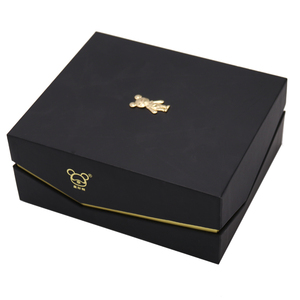 Custom logo luxury black magnetic closure rigid cardboard gift box