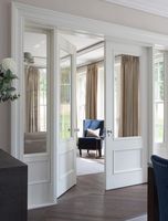 Porte intérieure française sur mesure, double battant, en bois et verre, fabriquée sur mesure pour maisons et villas de design