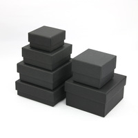 Boîte cadeau noire mate avec logo imprimé de luxe, en carton kraft personnalisé avec couvercle et base pour boîte à bijoux