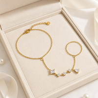 Bracelet Yuhui en tungstène à géométrie étoilée, design monobloc, avec manchons de doigt et chaîne dorsale incrustée de zircon, plaqué or 18 carats véritable