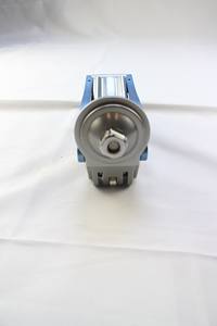 Flexibele Betrouwbare Kunstledematen Medische Prothese Been Kniegewricht Prothese Vijf-Bar Pneumatische Kniegewricht - Product Image 3