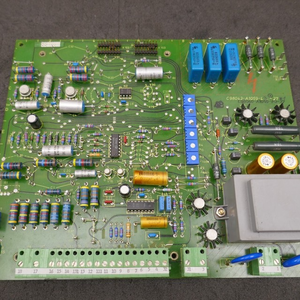 Nouveau Contrôleur PLC d'Automatisation Industrielle Original C98040-A1059-P3-27 pour Entrepôt, Neuf et Original - Product Image 1