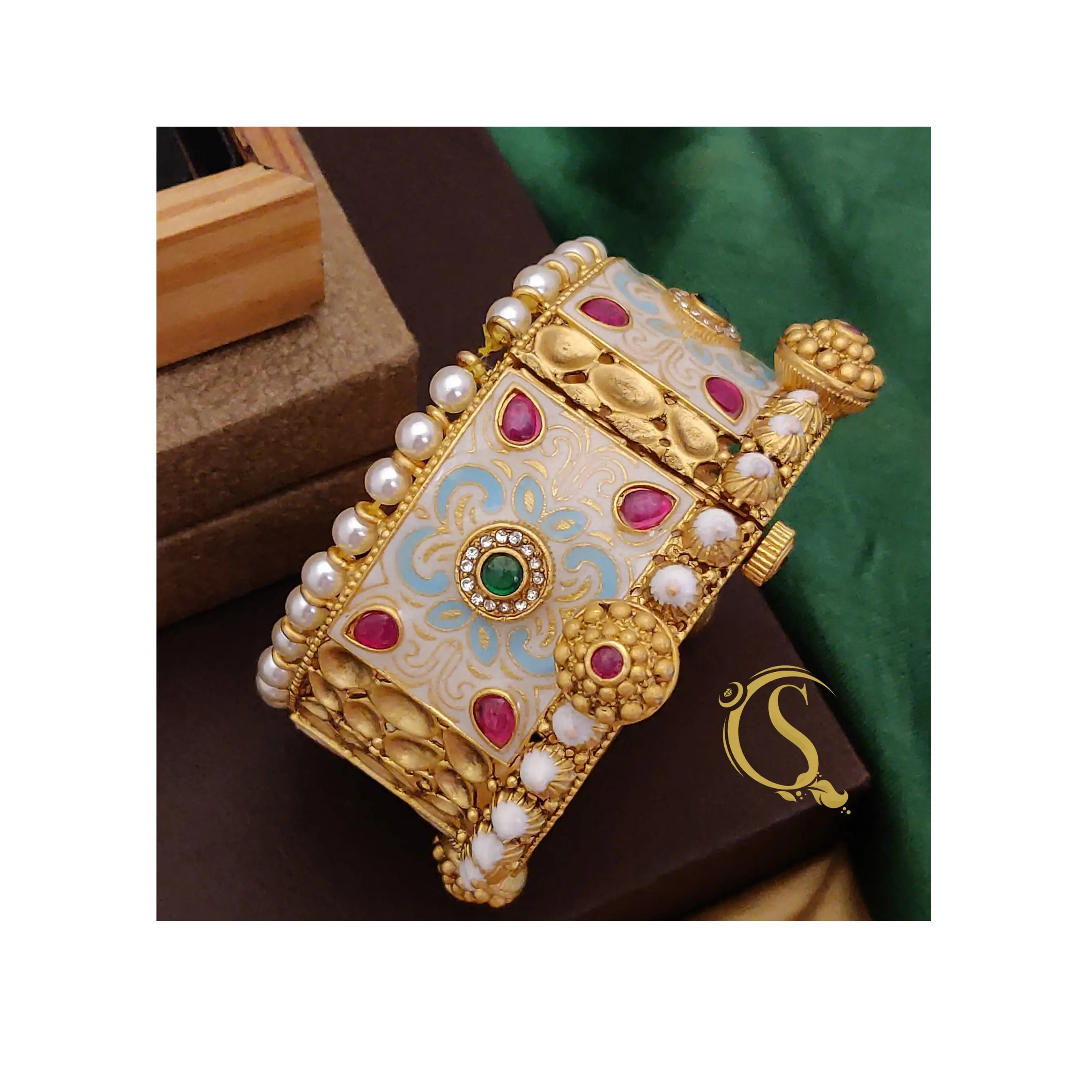 All'ingrosso fornitura di fabbrica oro Design placcato oro braccialetti Set per sposa dal fornitore indiano per l'esportazione di massa