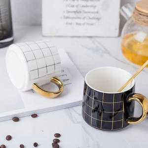 Taza <span class=keywords><strong>de</strong></span> café <span class=keywords><strong>de</strong></span> oficina geométrica <span class=keywords><strong>de</strong></span> cerámica creativa nórdica en blanco y negro con tapa, para hombre y mujer, <span class=keywords><strong>de</strong></span> alta calidad. - Product Image 3