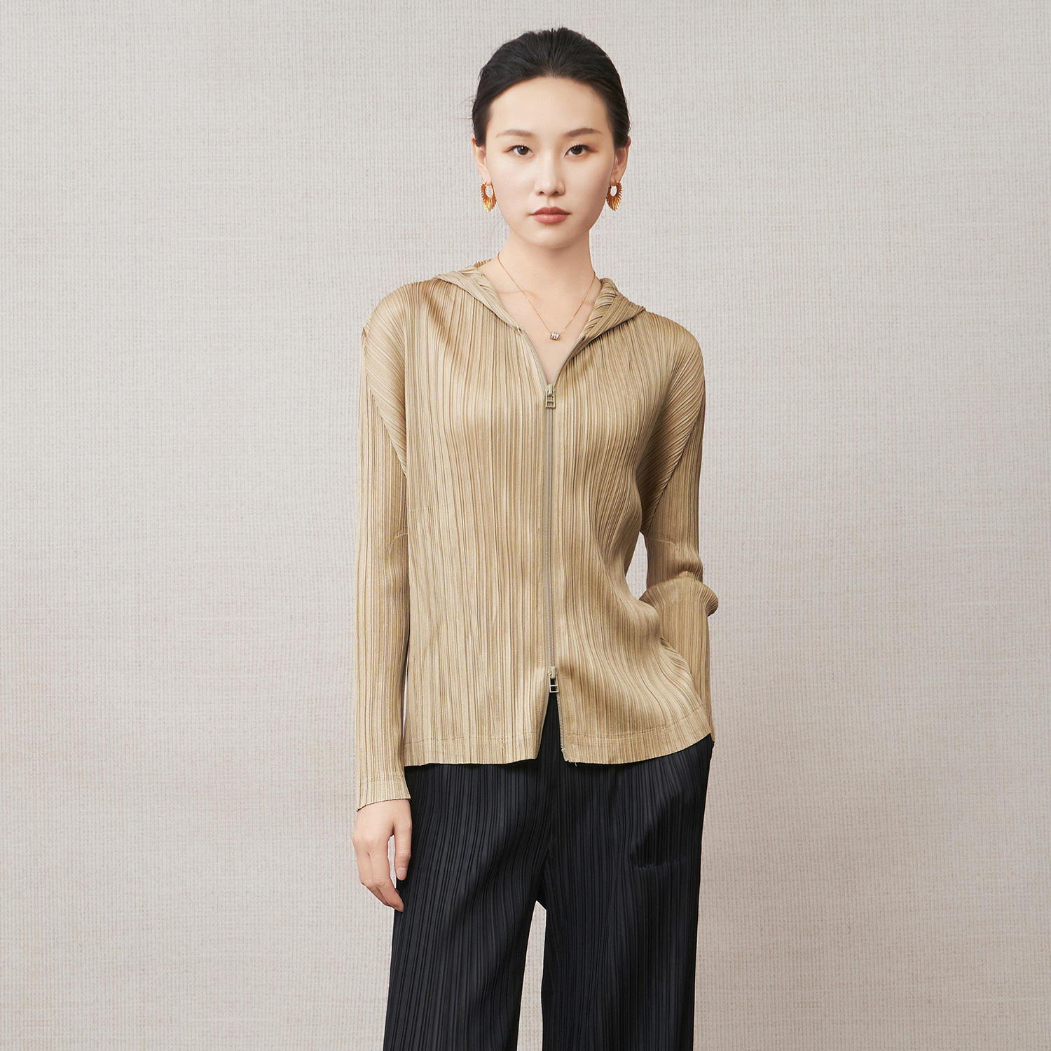 สีน้ำตาล