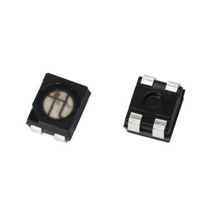 <span class=keywords><strong>Chip</strong></span> LED <span class=keywords><strong>SMD</strong></span> <span class=keywords><strong>3528</strong></span> RGB Personalizzabile, Faccia Nera, 4 PIN, Display per Schermi Grandi, Potenza 2W, 3V, Blu/Verde/Rosso, Certificato RoHS, Garanzia 2 Anni - Product Image 3