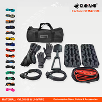 Kit de récupération tout-terrain 4x4 OEM avec corde cinétique, manilles souples, planches de traction, pelle pliante et sac de secours d'urgence