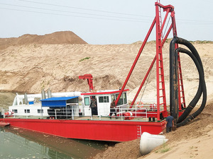 เครื่องขุดทรายสำหรับงานขุดลอกช่องทางเรือในอ่าวท่าเรือขนาด 3500 ลูกบาศก์เมตร สำหรับการปรับปรุงพื้นที่เพื่อการใช้งาน - Product Image 6