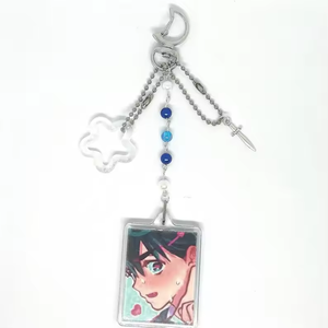Alien Stage Porte-clés assortis faits à la main: Luka, <span class=keywords><strong>Mizi</strong></span>, Hyuna et Ivan Cosplay Porte-clés Cadeau pour les couples de fans - Product Image 3