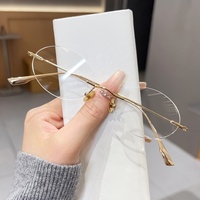 Lunettes sans monture ultra-légères pour femmes, accessoire de maquillage populaire, PC anti-lumière bleue, petites montures de lunettes pour myopie