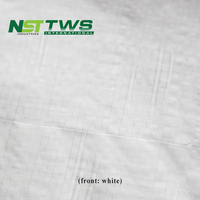 Bâche en PE tissé blanc brillant 92 g/m² 8x8, ignifuge, imperméable, enduite et stabilisée aux UV, en rouleaux pour emballage de boissons