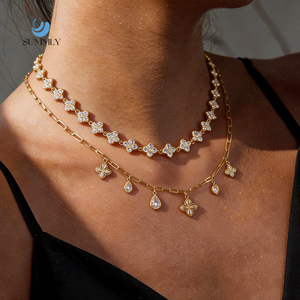 SUMMLY <span class=keywords><strong>Collana</strong></span> con Ciondolo Vintage a Quadrifoglio con Zirconi Incastonati, Placcata in Oro 18K, in Acciaio Inossidabile, Gioielli di <span class=keywords><strong>Moda</strong></span> per Donne - Product Image 1