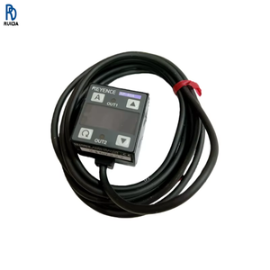 KEYENCE AP-40A เซ็นเซอร์วัดแรงดันแบบแยกส่วนพร้อมแอมพลิฟายเออร์ หน่วยแอมพลิฟายเออร์ NPN สำหรับตรวจสอบแรงดันในระบบนิวเมติกส์อุตสาหกรรม - Product Image 1
