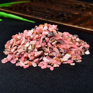 Pietra Naturale Rossa Cristallina Frantumata a Piccole Particelle per Vasi di Fiori, Decorazione Paesaggistica, Artigianato Feng Shui Fatto a Mano - Product Image 2